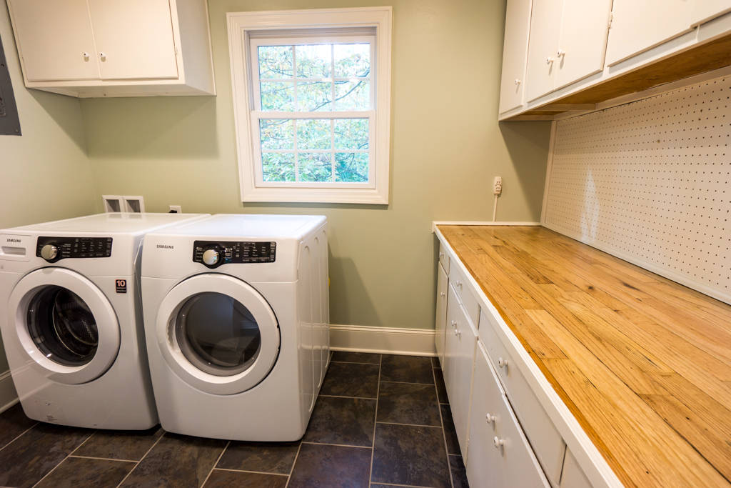 chapel-hill-green-certified-laundry-room